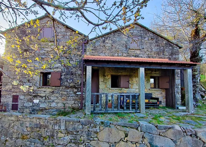 Casa Candeias 샬레 멜가코